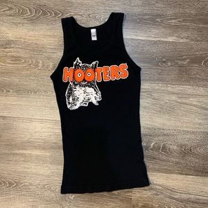 HOOTERS Tank Top